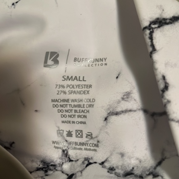 Onyx White marble Buffbunny legging - Picture 6 of 6